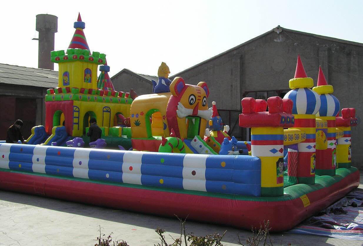 Kids Inflatable Castles MHB07