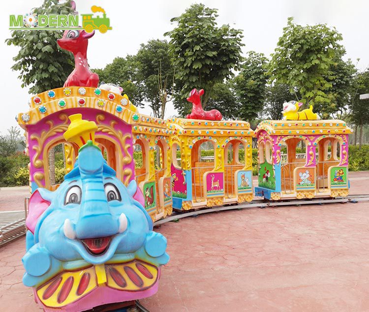 14 Riders Mini Train Track KTTZ01